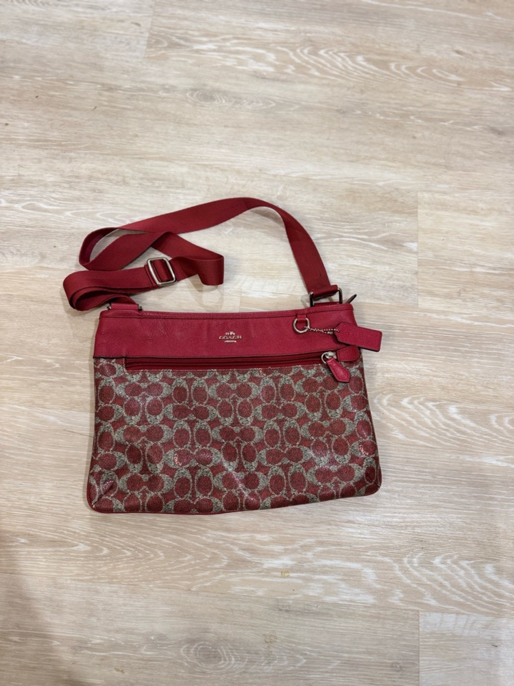 Coach Signature PVC Spencer Crossbody Bag Red Y2K Authentic - Picture 2 of 6